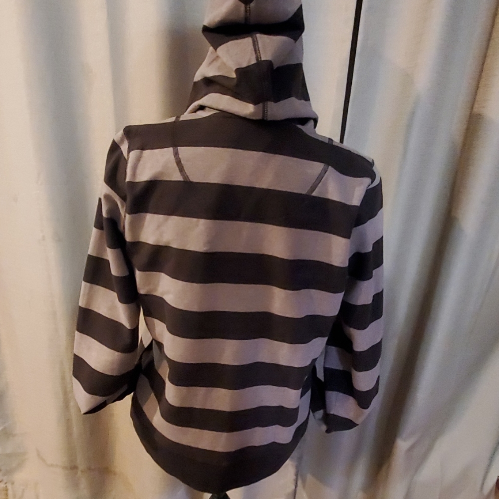 Liz Claiborne Zip Up Sweatshirt - Picture 2 of 3